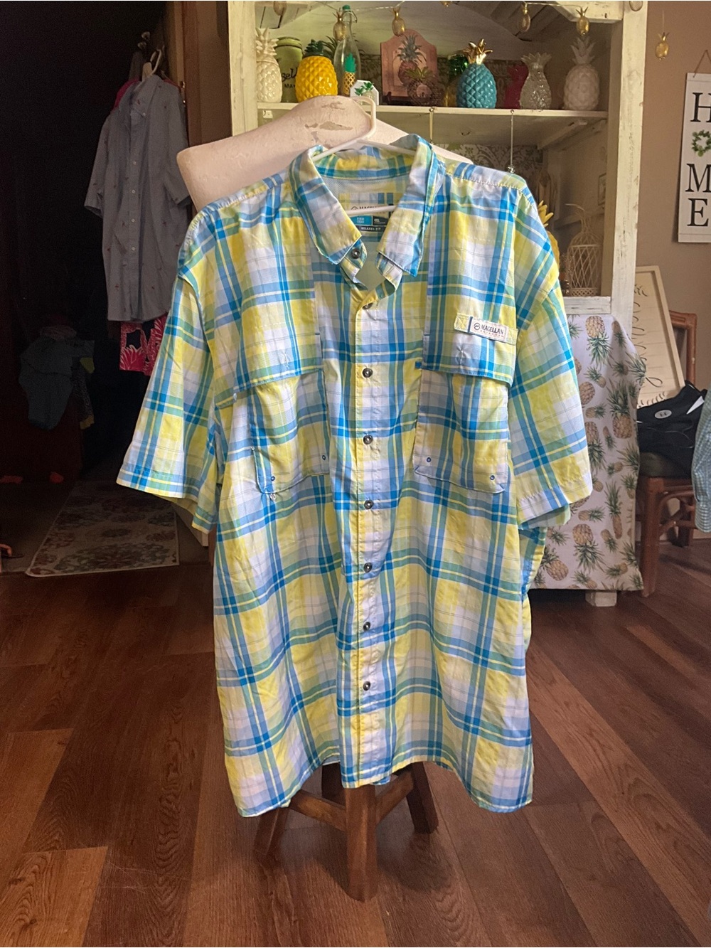 Magellan size 4 XL short sleeve button up